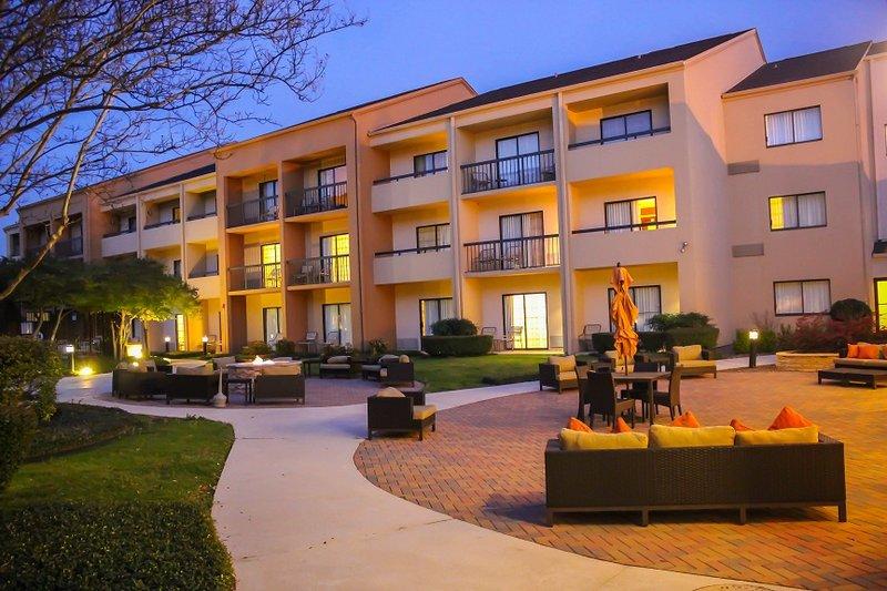 Country Inn & Suites By Radisson, Dallas-Love Field Exterior photo