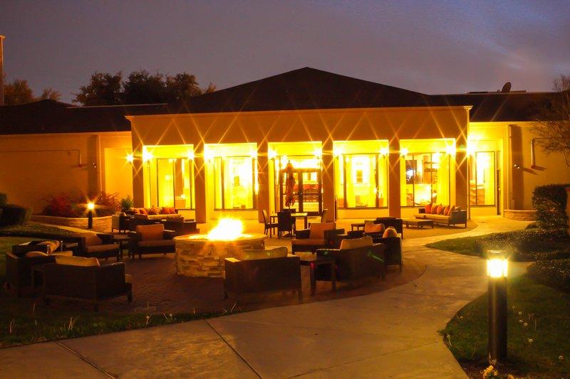 Country Inn & Suites By Radisson, Dallas-Love Field Exterior photo